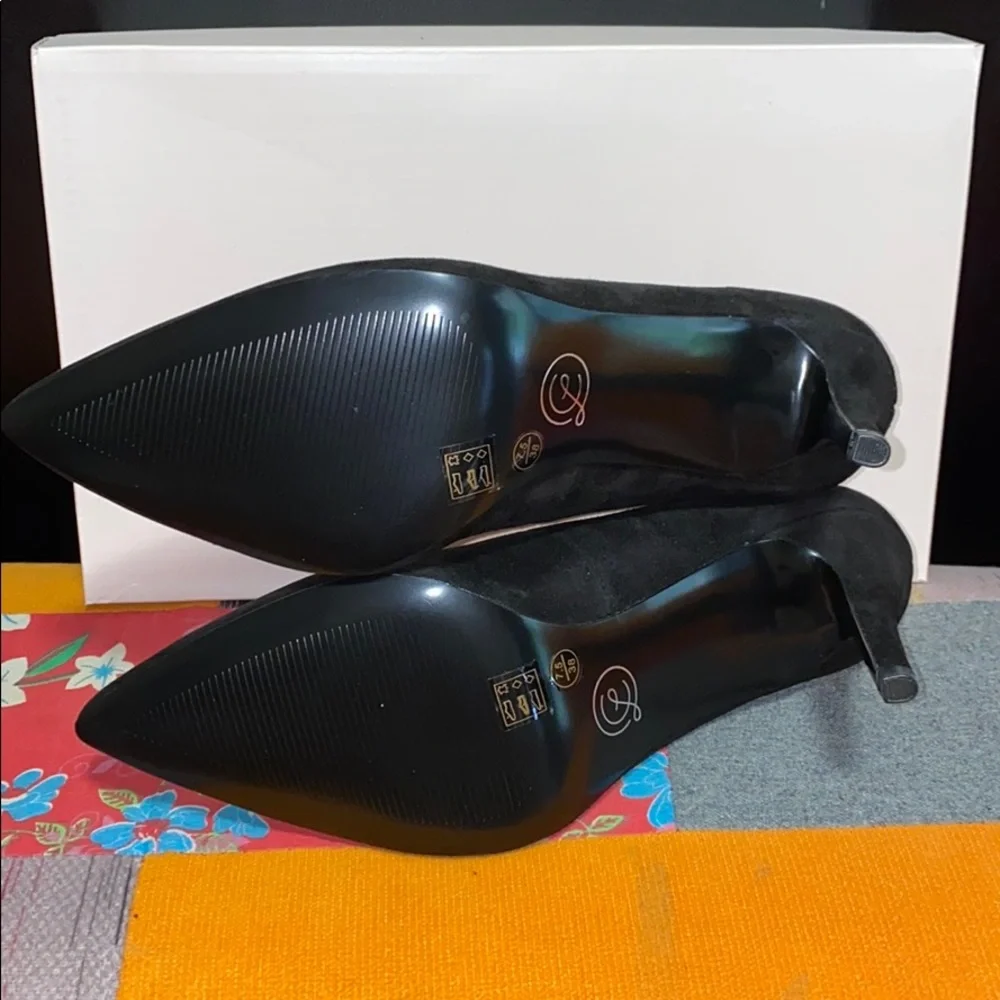 NIB CHINESE LAUNDRY RUTHY KID SUEDE POINT TOE HEEL